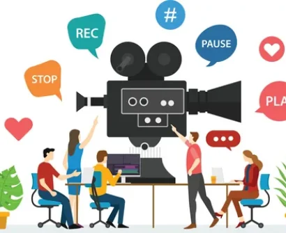 An online teacher using video content to engage students in a virtual class.